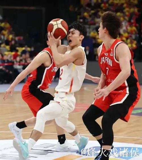 徐杰18+7+6广东逆转广州 邹阳21分福建胜四川